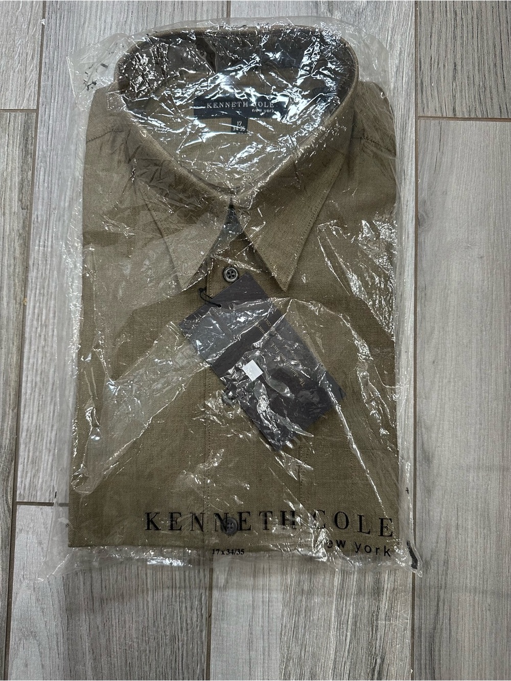 Only Men's Olive Button-Down Casual Shirt